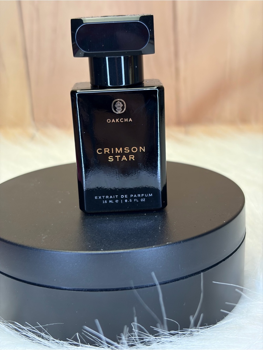 Oakcha Crimson Star Extrait de Parfum - Black